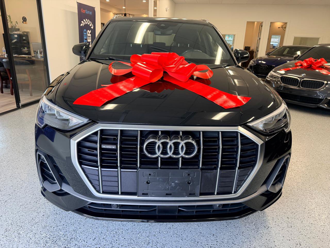 Used 2020 Audi Q3 2.0T Premium w/ Convenience Package AWD/4WD image 13