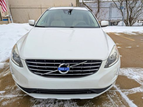 Used 2015 Volvo XC60 T6 image 2