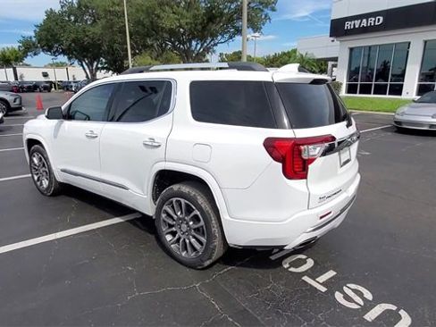 Used 2021 GMC Acadia Denali w/ Denali Technology Package image 6