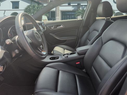 Used 2020 Mercedes-Benz GLA 250 image 11
