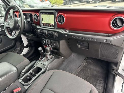 Used 2022 Jeep Wrangler Unlimited Rubicon image 12