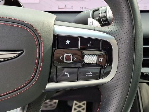 Used 2025 Genesis G80 2.5T Sport Prestige image 18