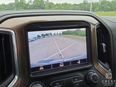 Used 2022 Chevrolet Silverado 1500 High Country w/ LPO, Dark Essentials Package AWD/4WD image 21