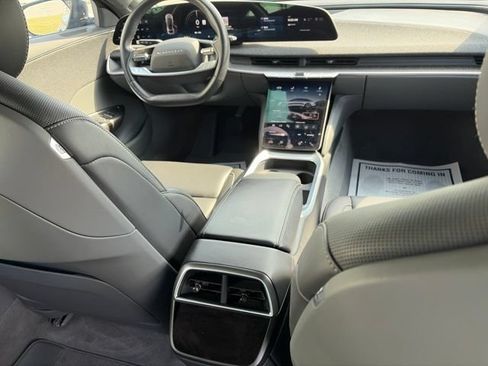 Used 2024 Lucid Air Touring AWD/4WD image 34