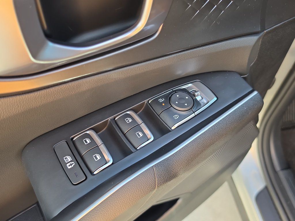 New 2026 Kia Sorento LX FWD image 19