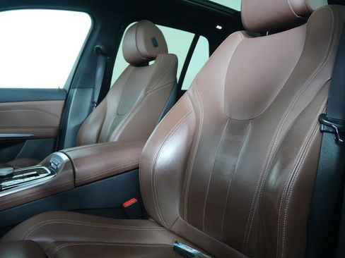 Used 2021 BMW X5 xDrive40i w/ Premium Package AWD/4WD image 8