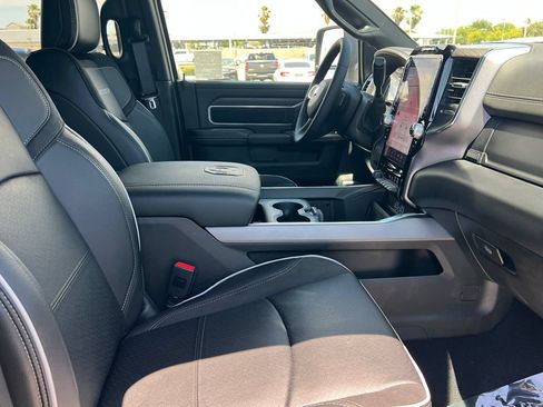 New 2026 RAM 2500 Laramie w/ Sport Appearance Package AWD/4WD image 14