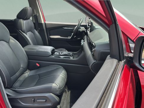 Certified 2025 Honda Pilot Elite image 19