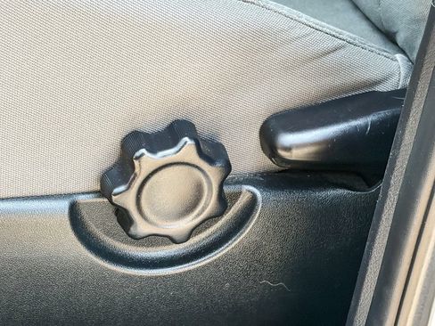 Used 2023 Toyota Tacoma SR RWD image 43