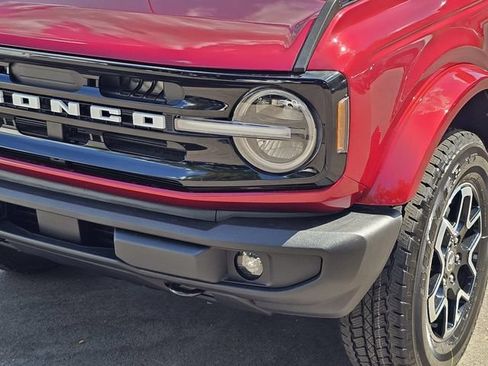 New 2026 Ford Bronco Outer Banks AWD/4WD image 9