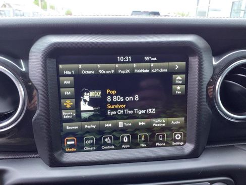 Used 2021 Jeep Wrangler Unlimited Sahara image 16