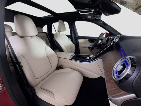 New 2026 Mercedes-Benz GLC 300 4MATIC image 31