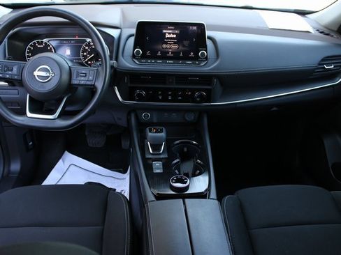 Used 2023 Nissan Rogue S image 32