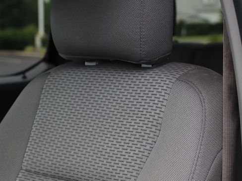 Used 2016 Ford F150 XLT AWD/4WD image 17
