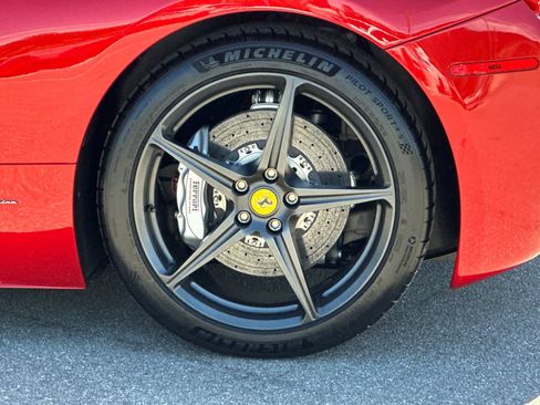 Used 2010 Ferrari 458 Italia Coupe RWD image 41
