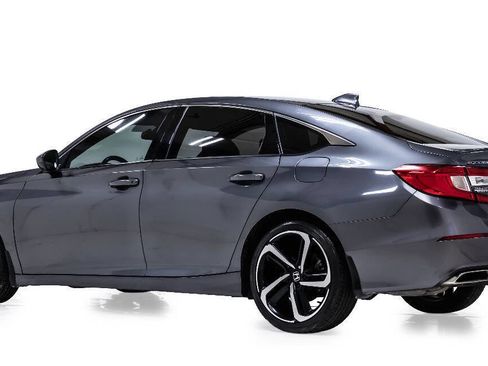 Used 2020 Honda Accord Sport image 3