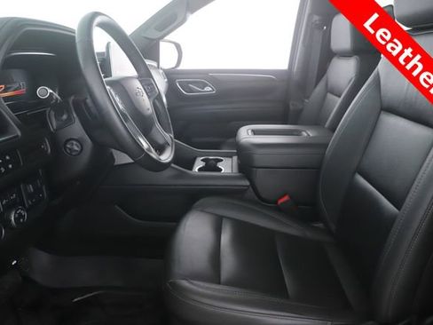 Used 2024 Chevrolet Suburban Z71 w/ Z71 Off-Road Package AWD/4WD image 16