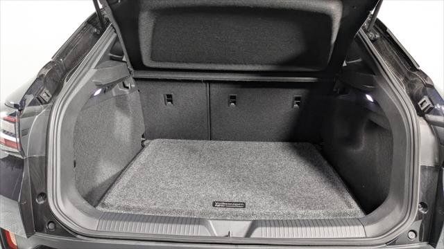 Used 2024 Volkswagen ID.4 Pro RWD image 17