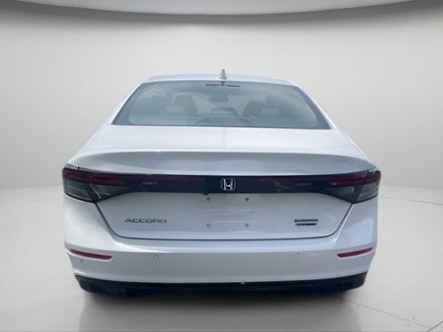 Used 2023 Honda Accord Touring image 12