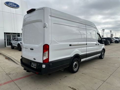 Used 2024 Ford Transit 250 148 High Roof Extended image 5