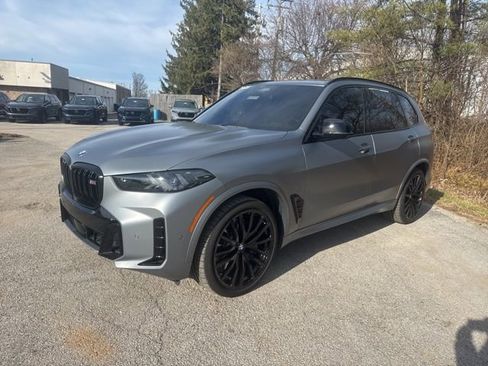 Used 2025 BMW X5 M60i w/ Executive Package image 6