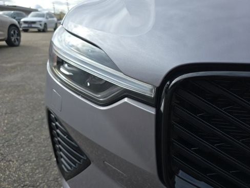 New 2026 Volvo XC60 B5 Plus w/ Protection Package Premier AWD/4WD image 10