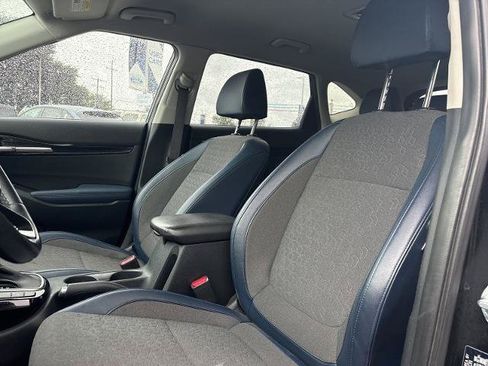 Used 2024 Kia Seltos S FWD image 13