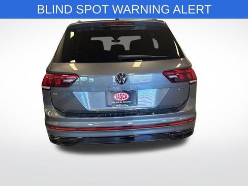 Used 2023 Volkswagen Tiguan SE R-Line image 11