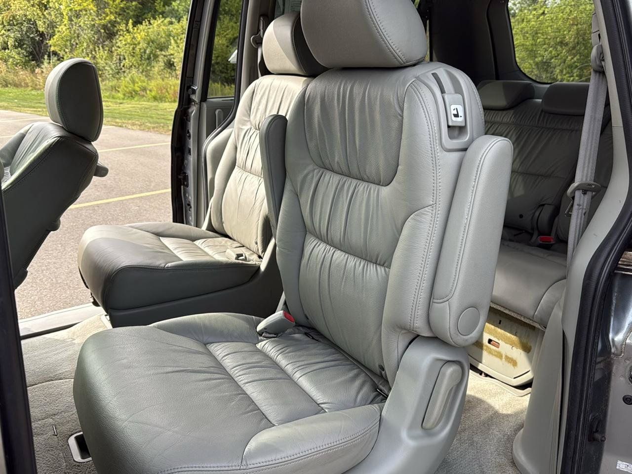 Used 2007 Honda Odyssey EX-L image 17