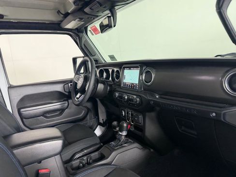 Used 2023 Jeep Wrangler Unlimited Rubicon 4xe AWD/4WD image 34