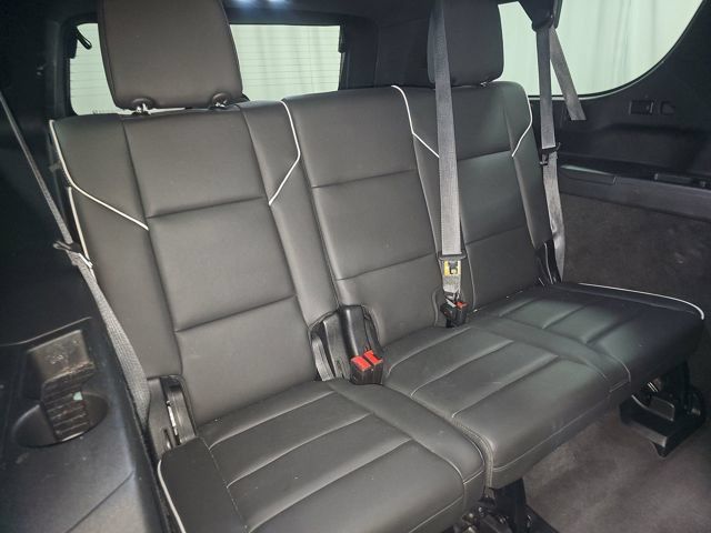 Used 2024 Cadillac Escalade ESV Sport w/ LPO, ONYX Package AWD/4WD image 14