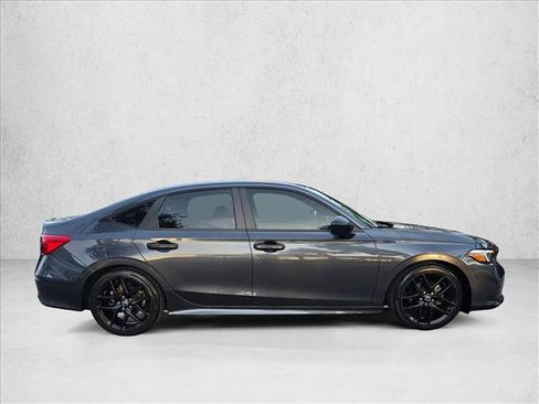 Used 2024 Honda Civic Sport image 4