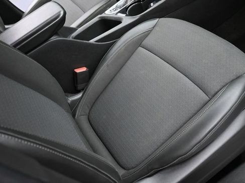 Used 2023 Buick Encore GX Select w/ Sport Touring Package FWD image 36