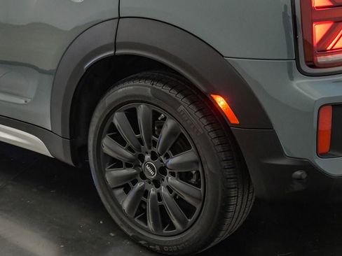 Certified 2024 MINI Cooper Countryman S FWD image 11