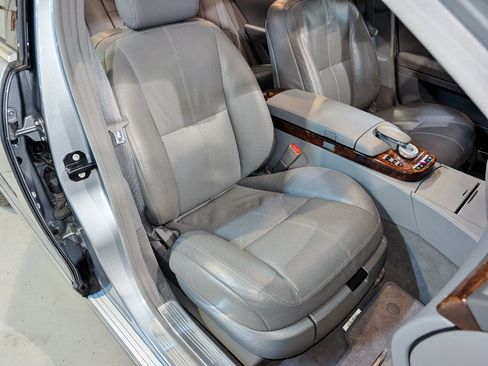 Used 2008 Mercedes-Benz S 550 4MATIC image 32