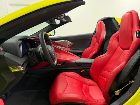 Used 2024 Chevrolet Corvette E-Ray w/ ZER Performance Package AWD/4WD image 9