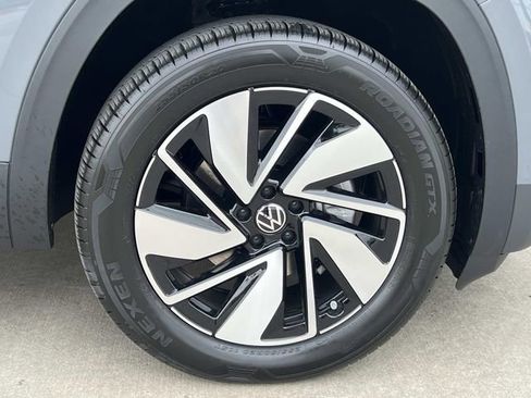 New 2026 Volkswagen Atlas SEL AWD/4WD image 3