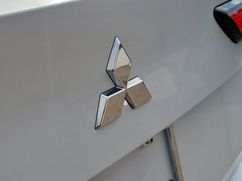 Used 2023 Mitsubishi Outlander SEL FWD image 28