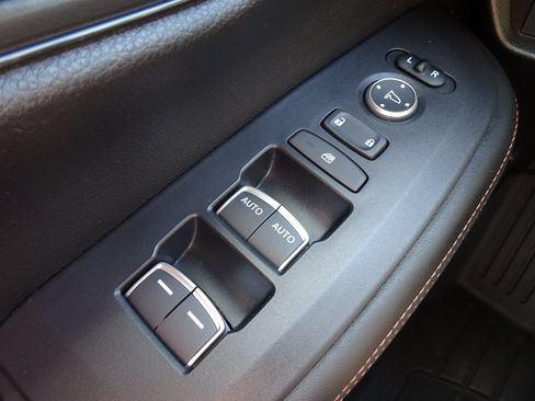 Used 2025 Honda HR-V Sport image 16