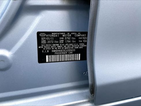 Used 2012 Hyundai Elantra GLS w/ Preferred Pkg 3 FWD image 21