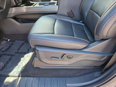 New 2026 Ford F250 Lariat w/ FX4 Off-Road Package image 4