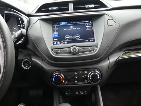 Used 2023 Chevrolet TrailBlazer LT image 12