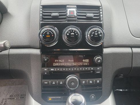Used 2009 Saturn Sky w/ Premium Trim Package image 12