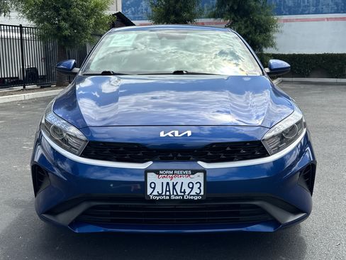 Used 2023 Kia Forte LXS FWD image 6