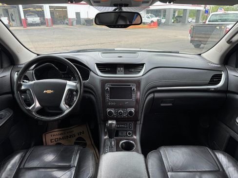 Used 2017 Chevrolet Traverse LT AWD/4WD image 22