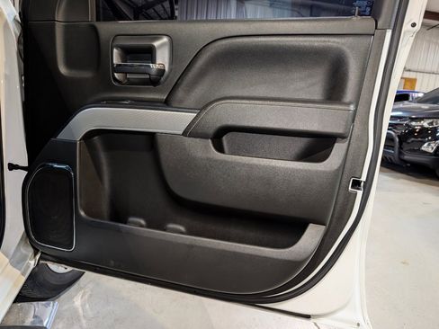 Used 2017 Chevrolet Silverado 1500 LTZ Z71 image 27