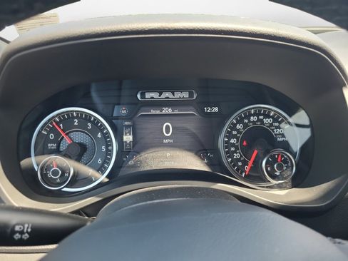 Used 2025 RAM 1500 Big Horn AWD/4WD image 14
