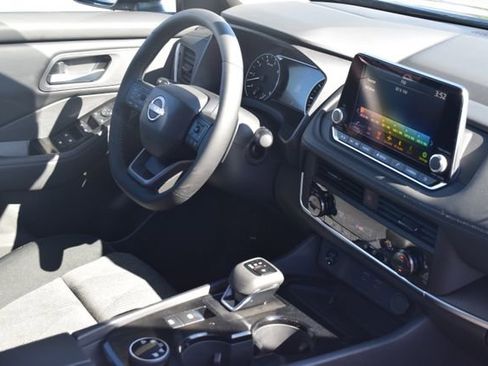 New 2026 Nissan Rogue SV AWD/4WD image 17