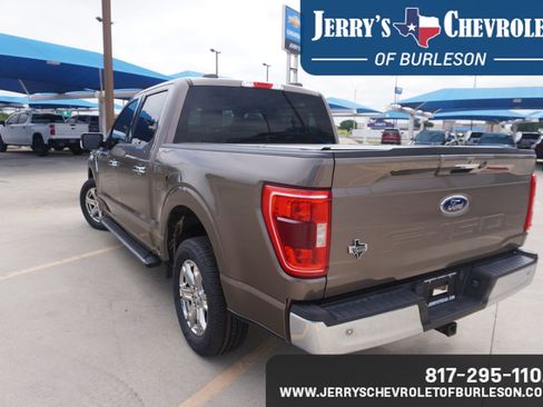 Used 2021 Ford F150 XLT w/ Equipment Group 302A High RWD image 4