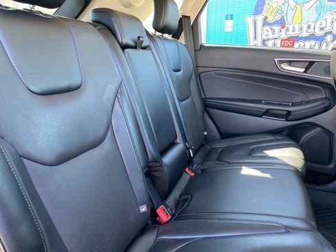 Used 2017 Ford Edge Titanium w/ Equipment Group 301A image 15